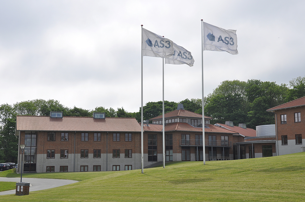 CRM customer case in Financial & Professional Services. AS3 and Cepheo